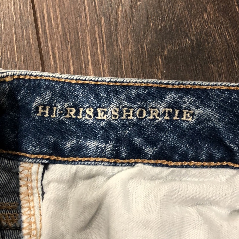 EUC American eagle high rise acid wash shorts - Picture 5 of 5
